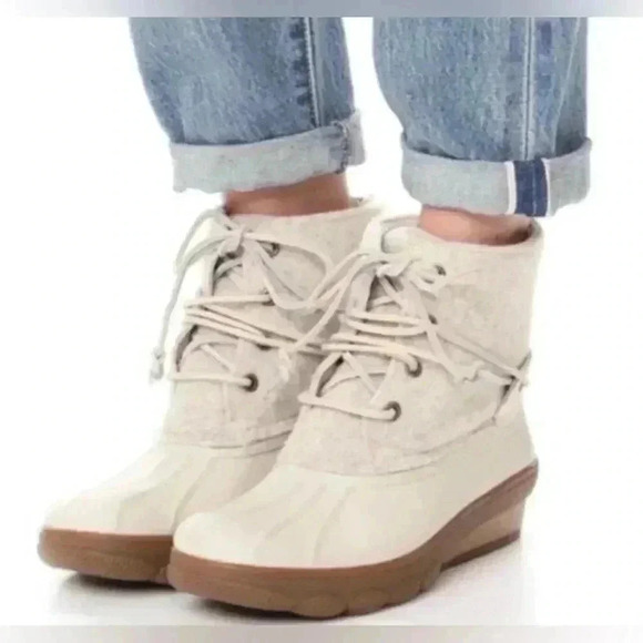 Sperrys Saltwater Tide Wool Ivory Cream Embossed Rain Duck Wedge Boot size 6 - Picture 1 of 9